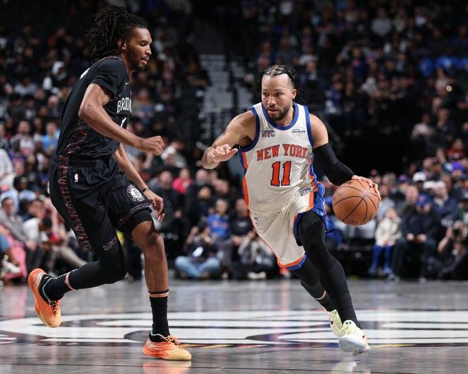 紐約德比14連勝！尼克斯送籃網(wǎng)6連敗 唐斯26+15佈倫森17+8