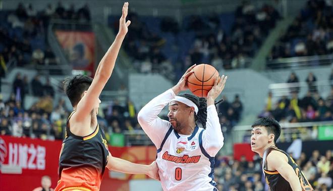 廣東客場挑戰(zhàn)上海！慘案恐再次發(fā)生，杜鋒難逃連敗