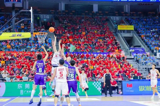 爆砍43分！前NBL得分王主宰東莞市聯(lián)賽揭幕戰(zhàn)~