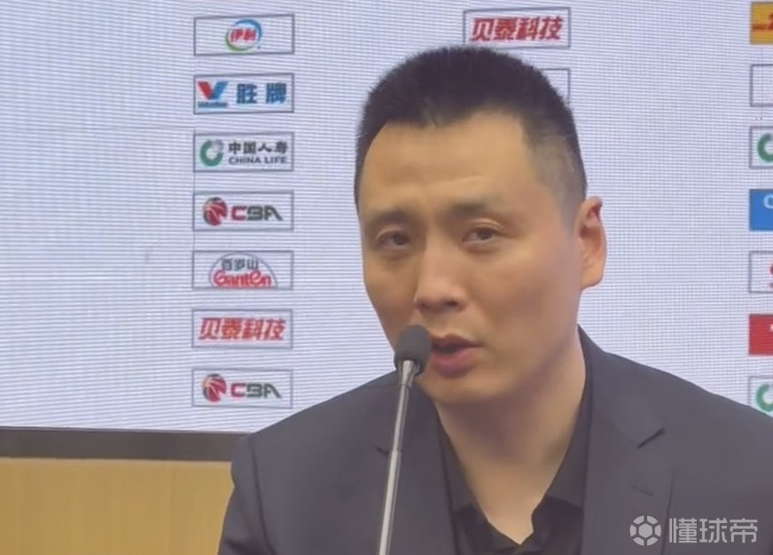 盧偉：每次打廣東都會學(xué)到東西，他們在季后賽會變得非常強(qiáng)大