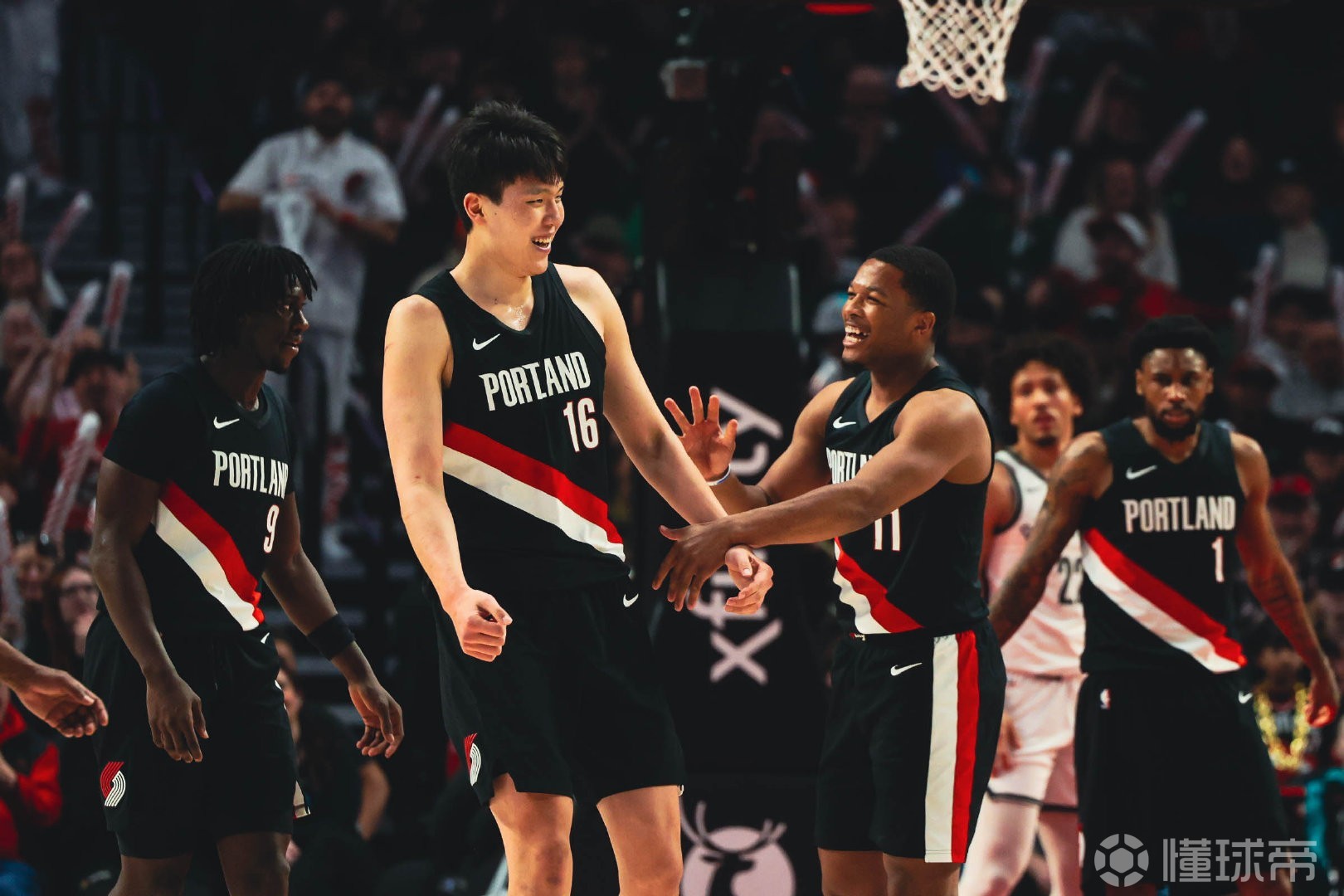 時隔5場再出戰(zhàn)，楊瀚森打滿最后9分鐘，2中2得到4分3籃板