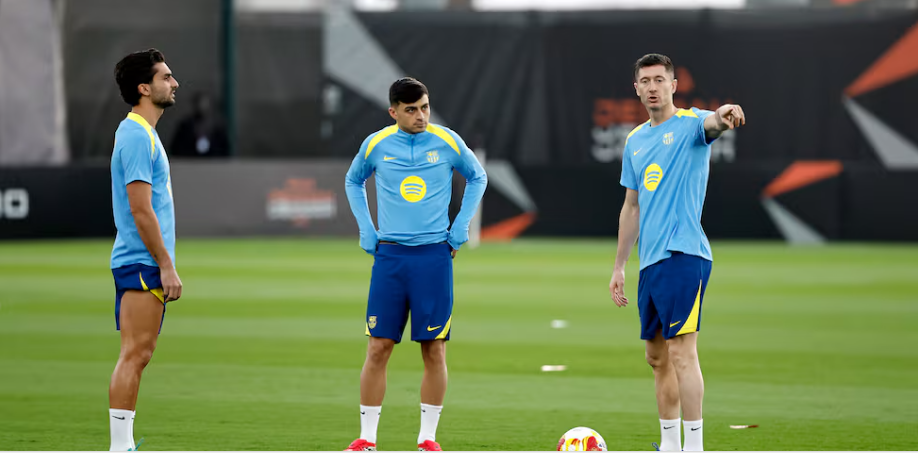 萊萬：關(guān)于我和巴薩的合同，目前沒有任何變化