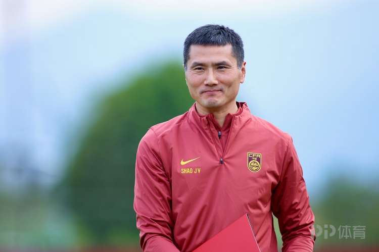 東體：國足仍處于陣容“拼圖”階段 誰入選都合情合理