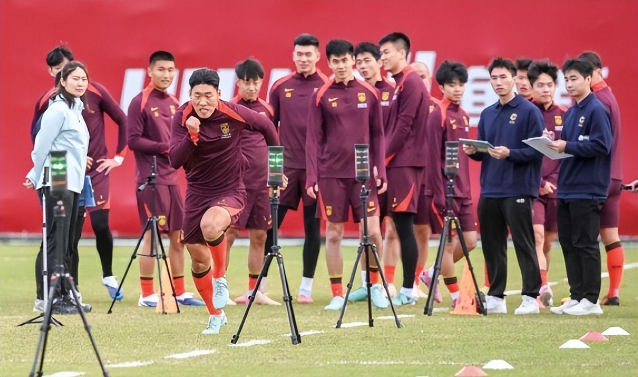 新國足第一隊長敲定，邵佳一明智之選，3大優(yōu)勢力壓韋世豪顏駿凌