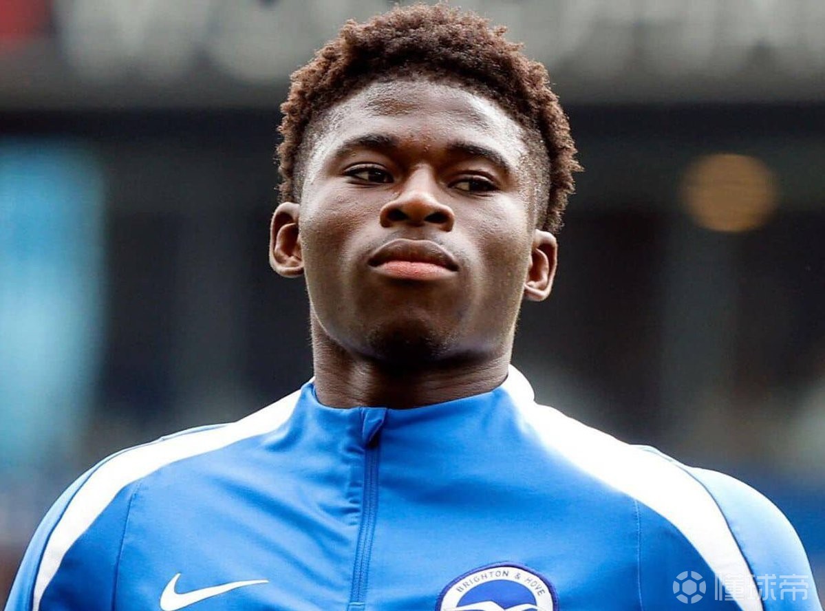 天空：曼聯(lián)依然對(duì)巴萊巴感興趣，并希望能在世界杯前完成交易