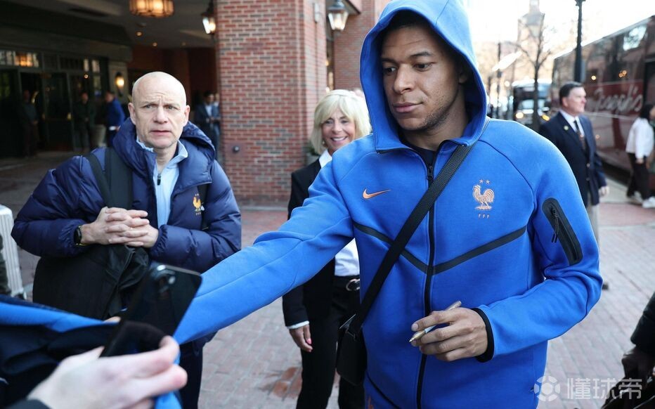 巴黎人報(bào)：阿迪和安德瑪加入姆巴佩爭(zhēng)奪戰(zhàn)，球員與耐克存在續(xù)約分歧