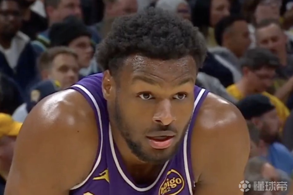 布朗尼：上場(chǎng)就要充滿信心打好比賽，在G聯(lián)賽的付出得到了回報(bào)