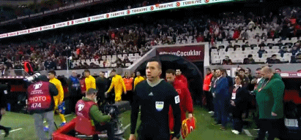 半場：土耳其0-0羅馬尼亞，恰爾汗奧盧造險