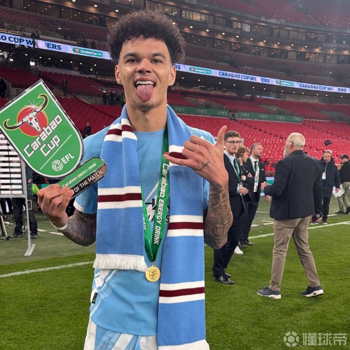 實(shí)至名歸，尼科-奧賴?yán)?dāng)選英聯(lián)杯決賽全場(chǎng)最佳球員