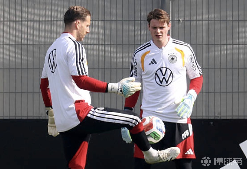 烏爾比希因傷退出集訓，德天空：德國隊補招奧格斯堡門將達門