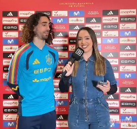 庫(kù)庫(kù)雷利亞：隊(duì)內(nèi)格里馬爾多最愛(ài)開(kāi)玩笑；梅西是我現(xiàn)在的偶像