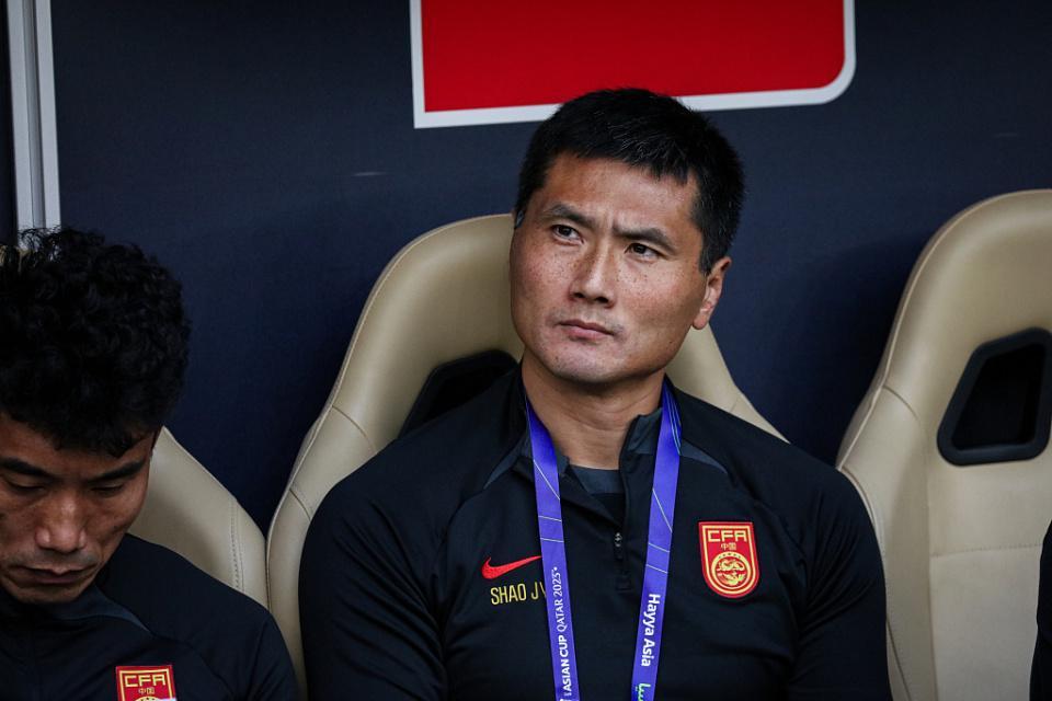 邵佳一國(guó)足開(kāi)門(mén)紅！26年第一人，復(fù)刻金志揚(yáng)紀(jì)錄，破12年魔咒