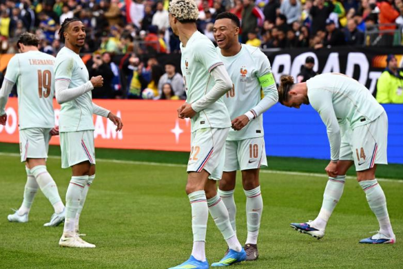 姆巴佩、?；倏?、奧利塞和登貝萊：屬于法國(guó)隊(duì)的進(jìn)攻四重奏