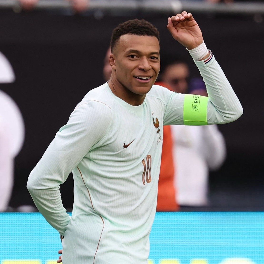 龍賽羅：姆巴佩難道是傻子檢查錯膝蓋不說話？他其實(shí)是想上場