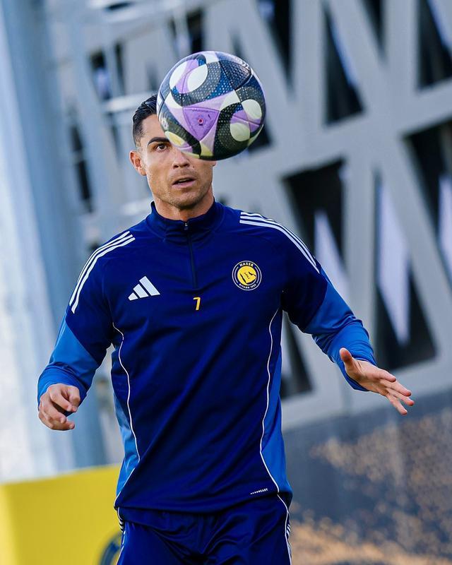 C羅傷情好轉(zhuǎn)，即將復(fù)出？3.0版“絕代雙驕”要在世界杯開(kāi)演？