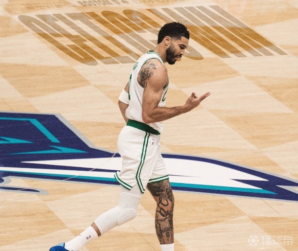 助綠軍提前鎖定東部前六季后賽席位，塔圖姆砍復(fù)出后首次30+